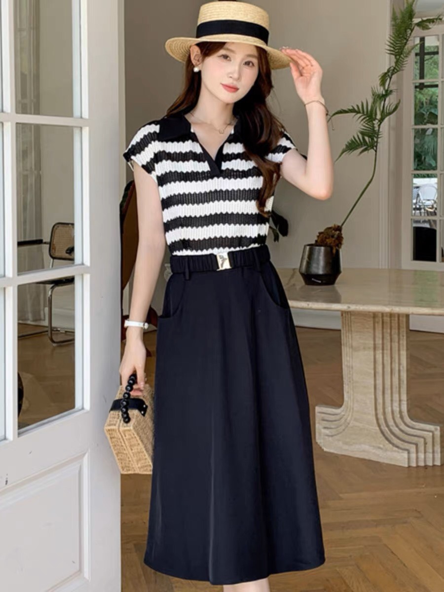 ĐẦM XÒE SỌC KÈM  BELT D163